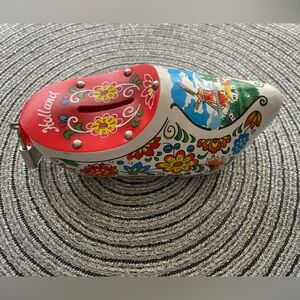 Holland Decorative Wooden Shoe with Floral Design (piggy bank with lock)